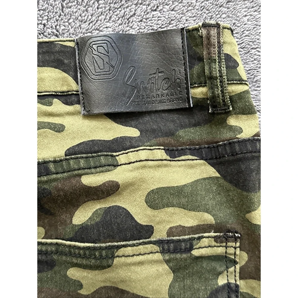 Switch Remarkable Camo Moto Jeans 38x34 Ribbed‎ Panel Stretch